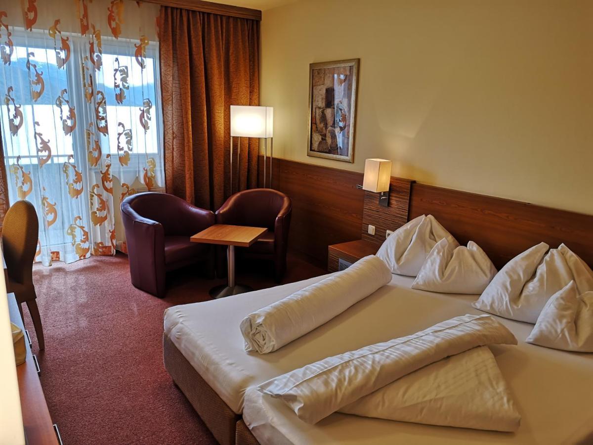 Hotel Attersee Seewalchen Eksteriør bilde